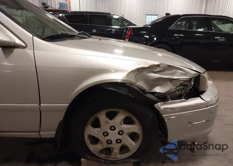 2000 Toyota Camry Le V6 from USA, damaged, VIN 4T1BF22K3YU097731